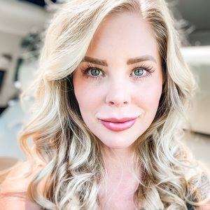 Meet your Posher, Jina